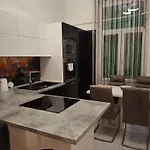Damir Apartamento
